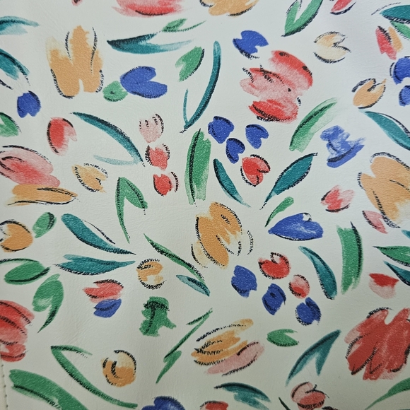 Made In USA White Leather Crossbody Bag With Multicolor Tulip Design. NWT - Picture 5 of 10